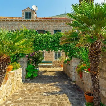 Allure Gardens Appartement