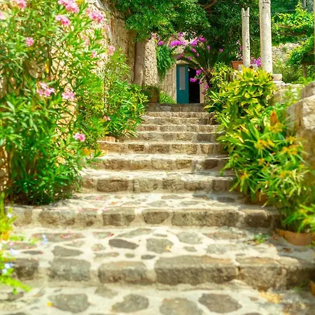 شقة Allure Gardens